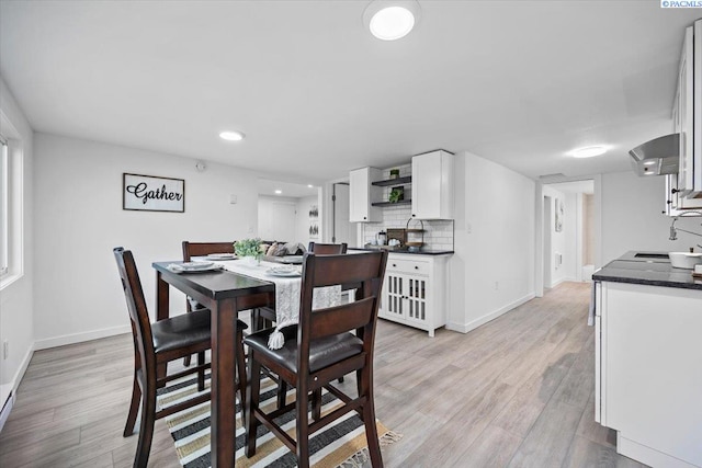 807 Snow, Richland, WA 99352 - dining space with light wood-style floors and recessed lighting