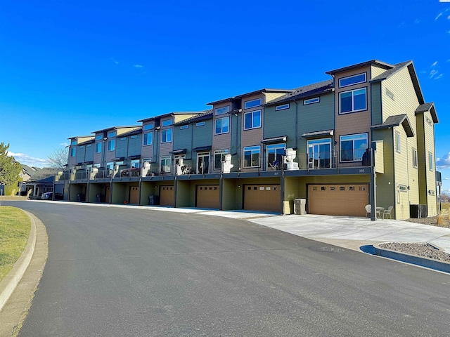 view of street with a residential view