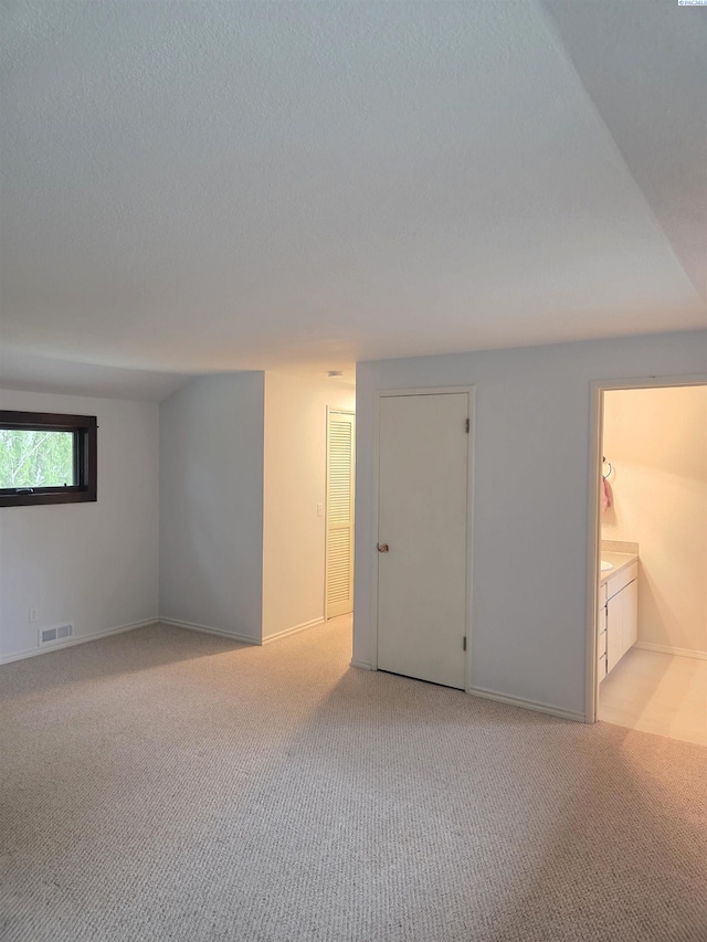 6302 Sand Rd, Pullman, WA 99163 - unfurnished room with light carpet and baseboards