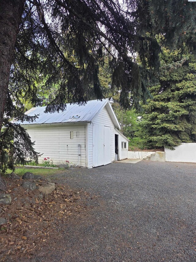 6302 Sand Rd, Pullman, WA 99163 - view of outdoor structure