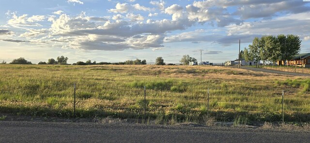 Listing photo 2 for 155608 W Johnson Rd, Prosser WA 99350