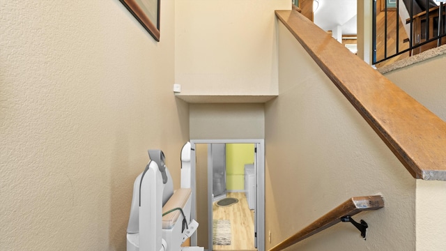 805 W 44th Pl, Kennewick, WA 99337 - view of stairway
