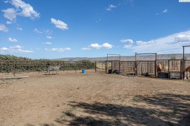 168715 W Johnson Rd, Prosser, WA 99350 - view of yard featuring a mountain view