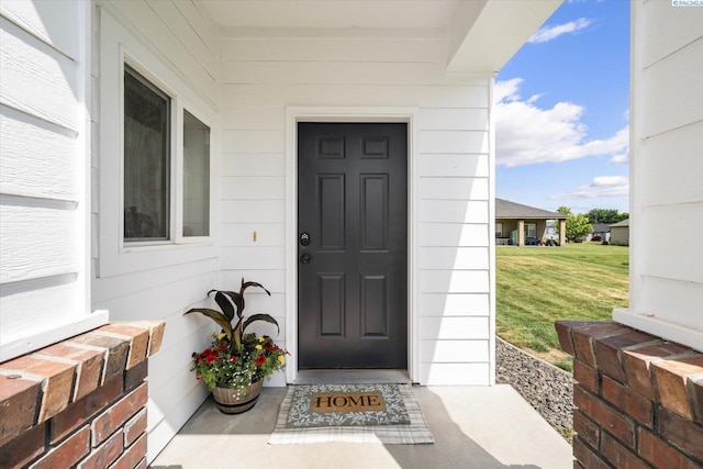 5 Hollyhock Ct, Pasco, WA 99301 - property entrance with a lawn