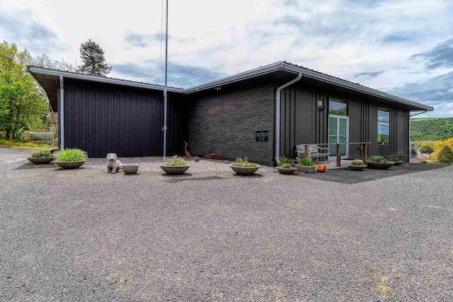 view of home's exterior