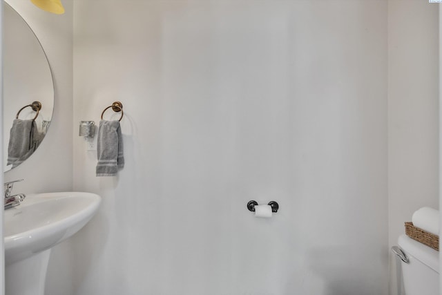 6115 Wildcat Ln, Pasco, WA 99301 - half bath with toilet and a sink