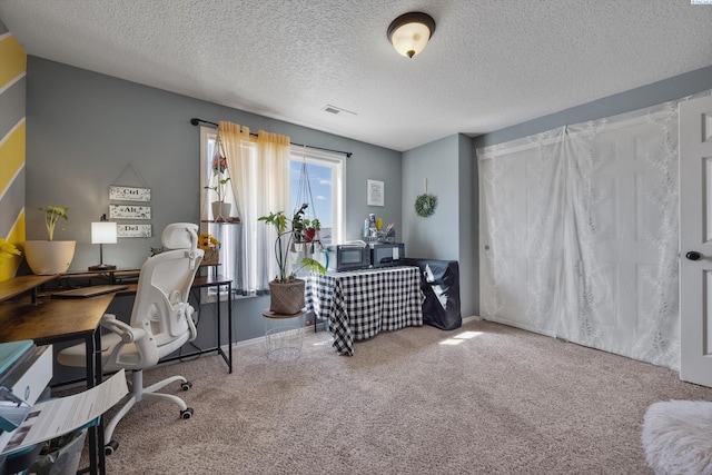 6115 Wildcat Ln, Pasco, WA 99301 - carpeted office space with a textured ceiling and visible vents