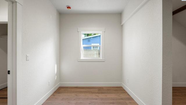 215 E Oak St, Walla Walla, WA 99362 - empty room with light wood-type flooring and baseboards
