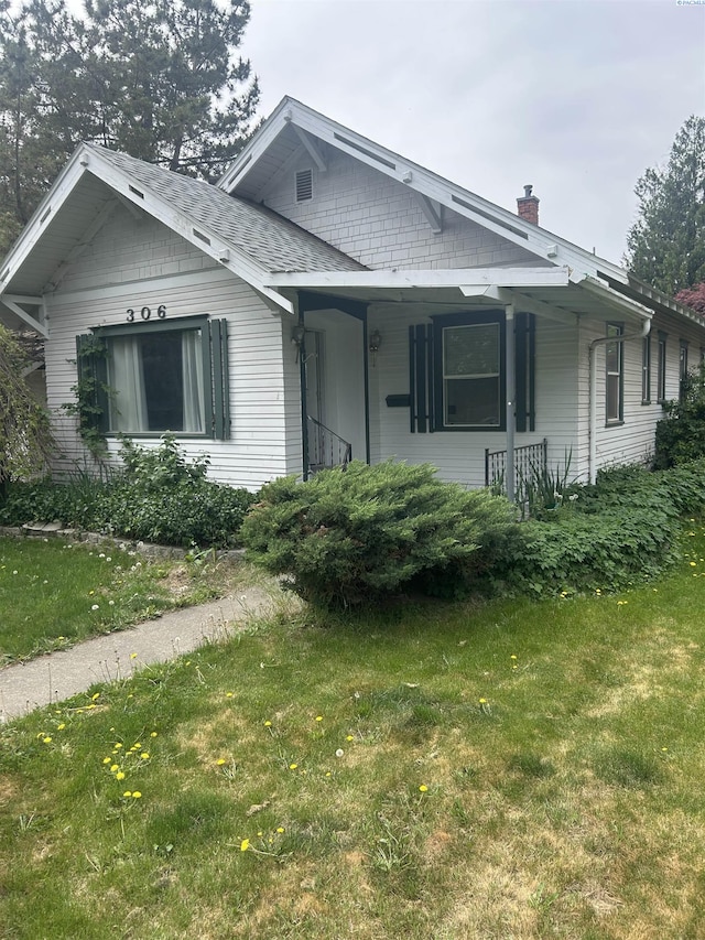 306 Cedar Ave, Grandview, WA 98930 - photo 2