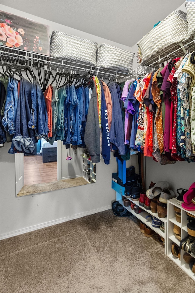 4500 S Dayton Ct, Kennewick, WA 99337 - spacious closet featuring carpet