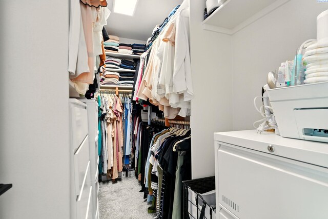 1006 Adams St, Richland, WA 99352 - walk in closet featuring carpet