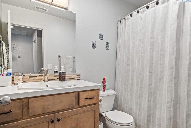 1006 Adams St, Richland, WA 99352 - bathroom featuring vanity and toilet