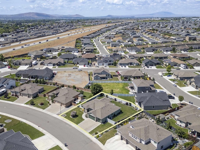 3512 El Paso Dr, Pasco, WA 99301 - aerial view of property's location featuring mountains and nearby suburban area