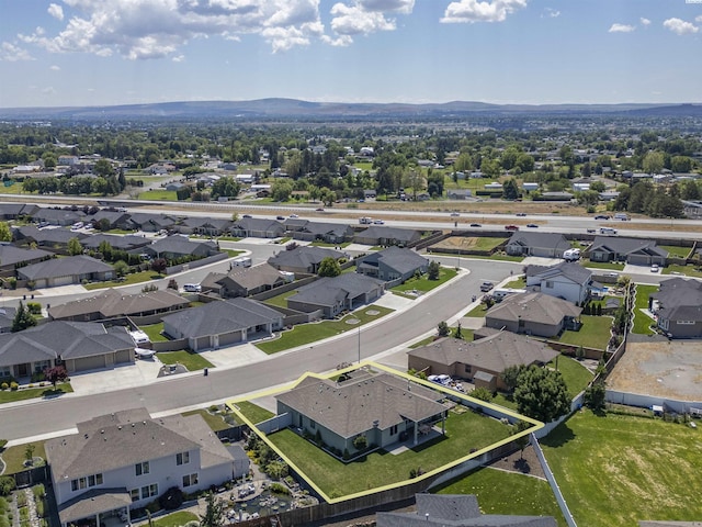 3512 El Paso Dr, Pasco, WA 99301 - aerial view of residential area featuring mountains