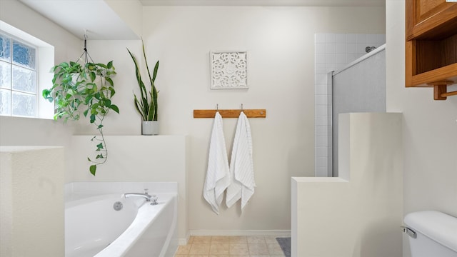 5405 Warbler Ln, West Richland, WA 99353 - bathroom featuring a garden tub and a tile shower