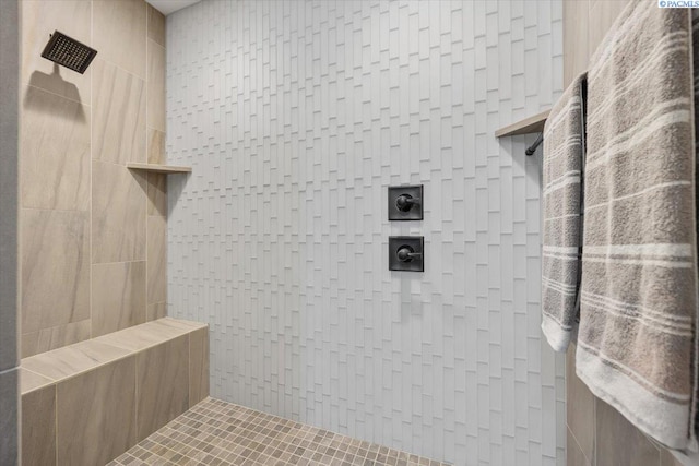 5298 S Quincy Pl, Kennewick, WA 99337 - bathroom with tiled shower