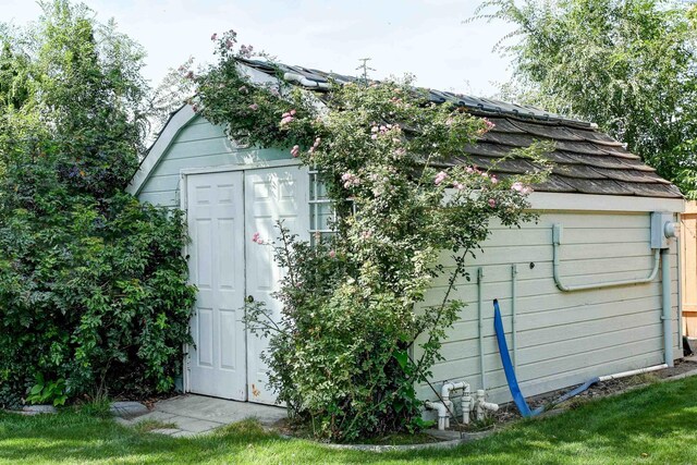 3114 Rd 103, Pasco, WA 99301 - view of shed