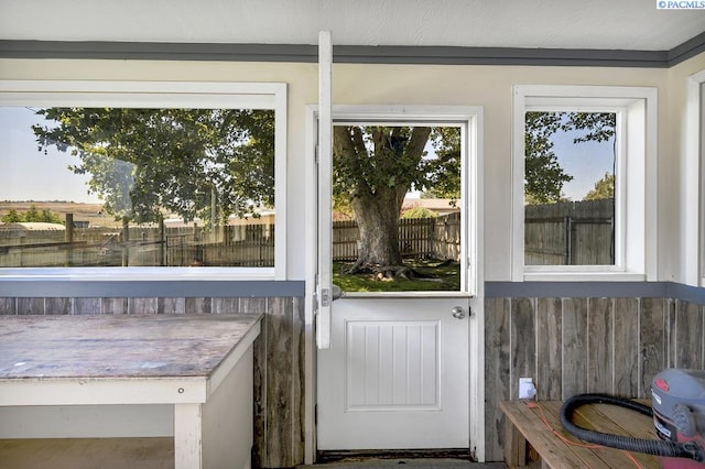 141 Travis Ln, Kennewick, WA 99338 - doorway featuring healthy amount of natural light
