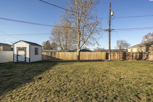 view of yard with a storage unit