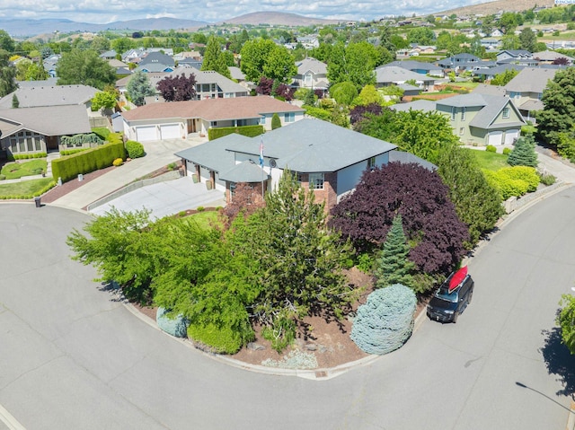 9203 Yakima Ct, Yakima, WA 98908 - aerial view of residential area featuring a mountain backdrop