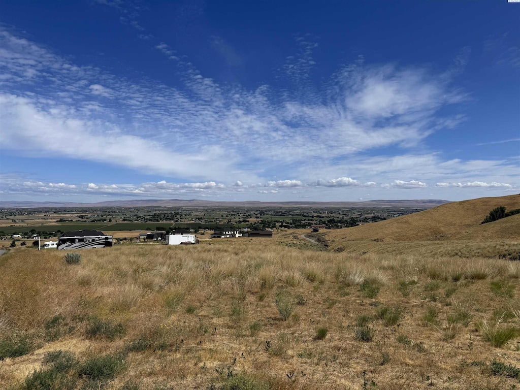 27905 Richards Rd, Prosser, WA 99350