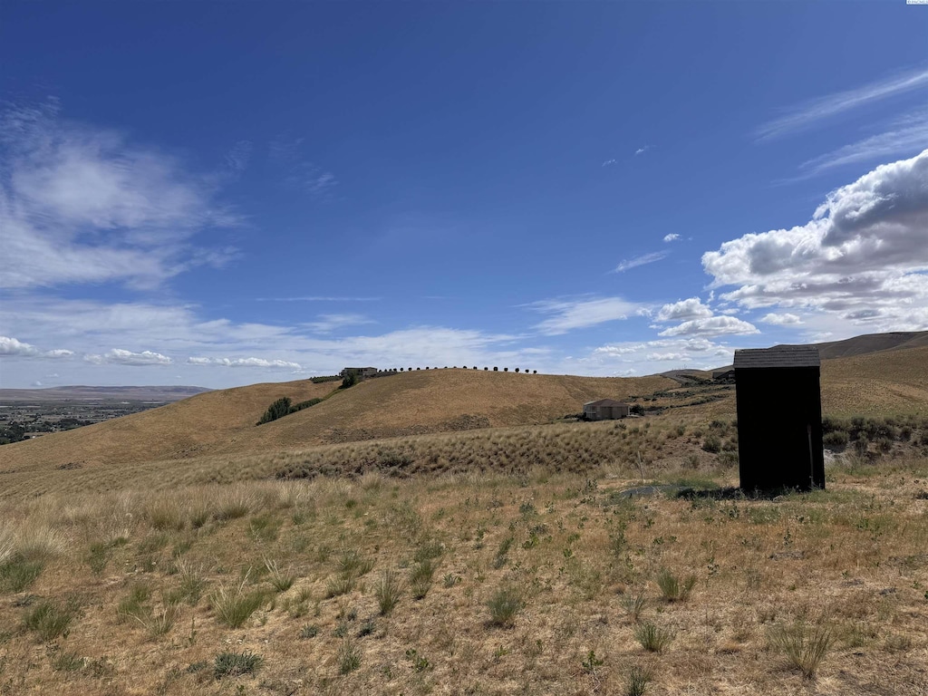27905 Richards Rd, Prosser, WA 99350