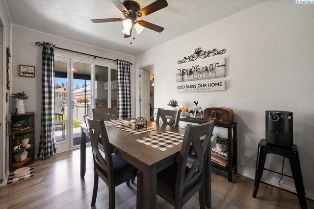 736 E 5th Ave, Kennewick, WA 99336 - dining space featuring wood finished floors and ceiling fan