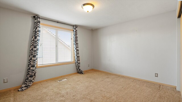 5704 Taft Dr, Pasco, WA 99301 - spare room featuring carpet floors