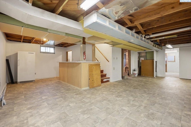 1925 Everest Ave, Richland, WA 99354 - below grade area featuring stairs