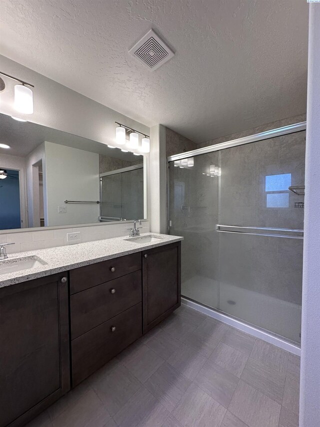 701 Regina Pl, Grandview, WA 98938 - photo 16