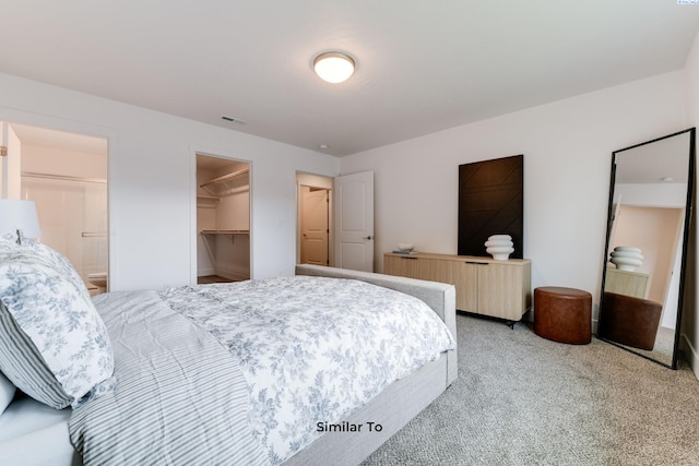 2880 S Osborne St, Kennewick, WA 99338 - bedroom with a walk in closet, a closet, light colored carpet, and visible vents