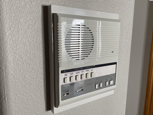 2665 Maidstone St, Richland, WA 99354 - detailed view of a textured wall