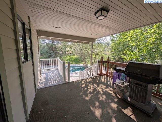 2015 N Riverside Dr, West Richland, WA 99353 - photo 18