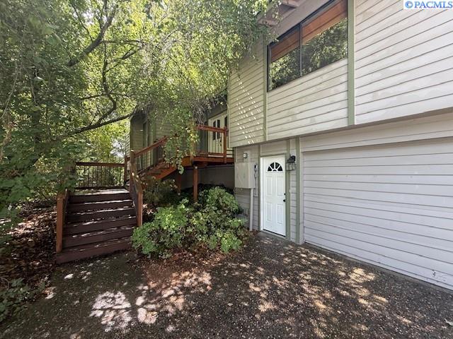 2015 N Riverside Dr, West Richland, WA 99353 - photo 1