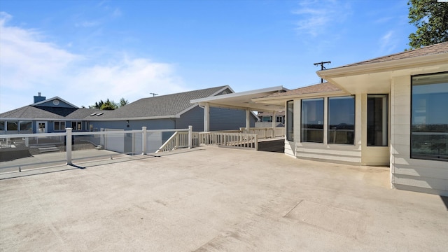 2003 W Canal Dr, Kennewick, WA 99336 - view of patio / terrace