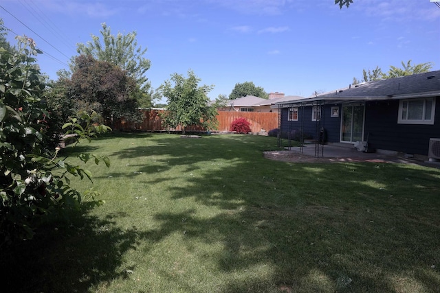1815 W 16th Ave, Kennewick, WA 99337 - view of yard featuring a patio