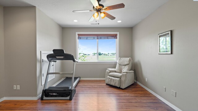 2876 Crosswater Loop, Richland, WA 99354 - workout room featuring wood finished floors, ceiling fan, baseboards, and recessed lighting