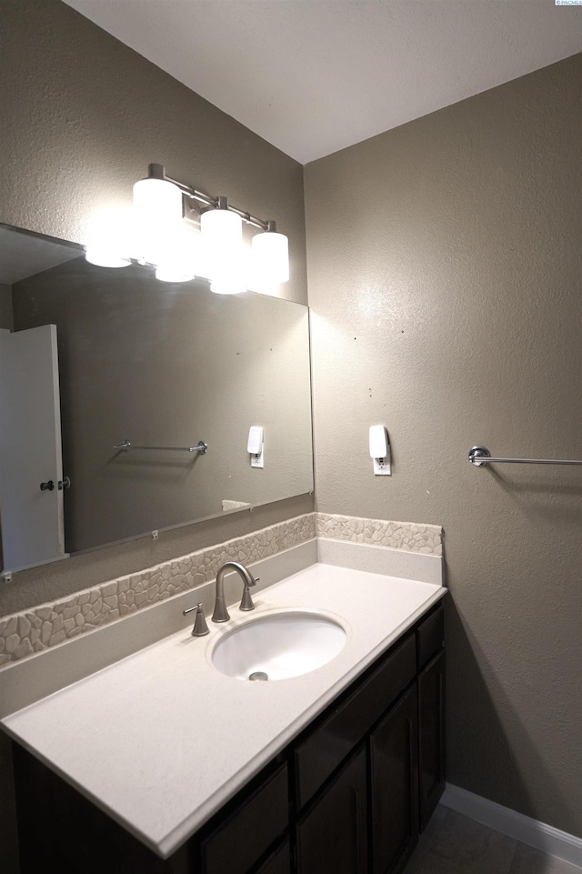 610 Dilke St, Pullman, WA 99163 - bathroom featuring vanity