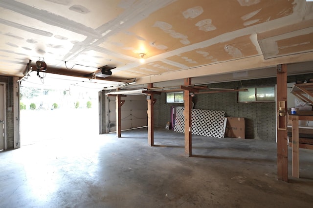 610 Dilke St, Pullman, WA 99163 - garage featuring a garage door opener