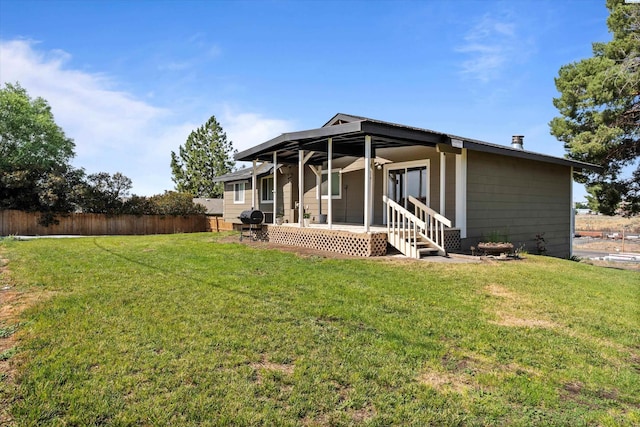 640 N Almira Ave, Connell, WA 99326 - rear view of house featuring entry steps