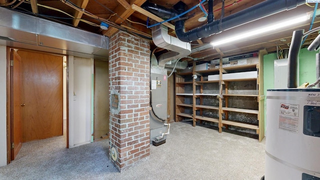 912 S Alder St, Kennewick, WA 99336 - unfinished below grade area featuring carpet and water heater