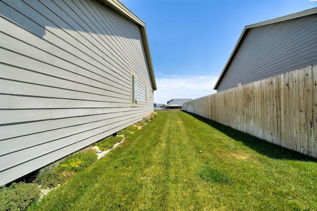 3915 Charleston Ln, Pasco, WA 99301 - view of side of property