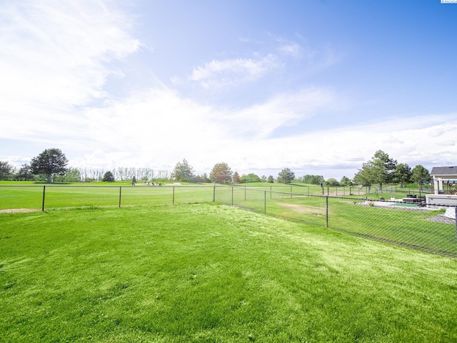 4268 Hedman Ct, Moses Lake, WA 98837 - view of yard with a view of countryside