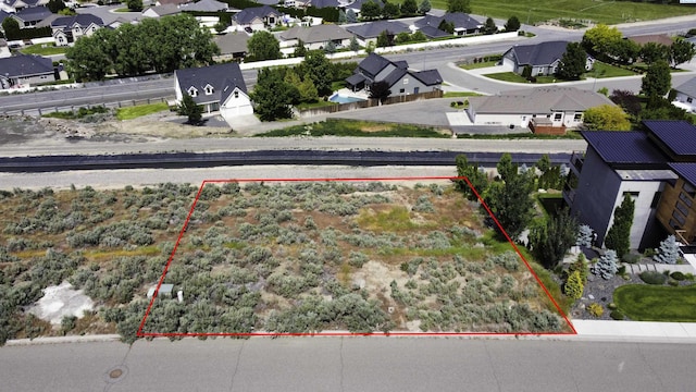 Listing photo 3 for 5320 Hershey Ln, West Richland WA 99353