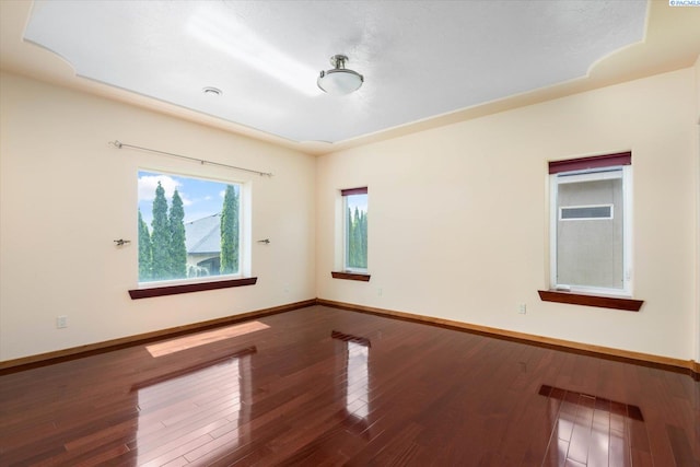 3041 Bluffs Dr, Richland, WA 99354 - empty room featuring wood-type flooring