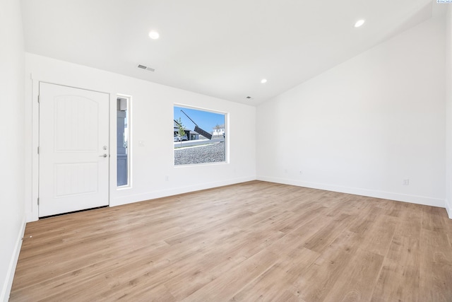 2925 S Osborne St, Kennewick, WA 99338 - empty room with light wood-type flooring, recessed lighting, and baseboards