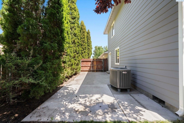 2330 Hummingbird Ln, West Richland, WA 99353 - view of patio