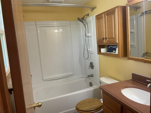 2901 S Lyle St, Kennewick, WA 99337 - bathroom featuring toilet, shower / tub combination, and vanity
