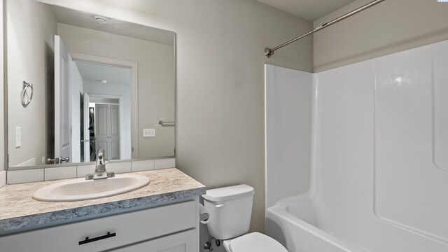 414 Whitefish Ln, Pasco, WA 99301 - full bath with toilet, vanity, and shower / bathtub combination