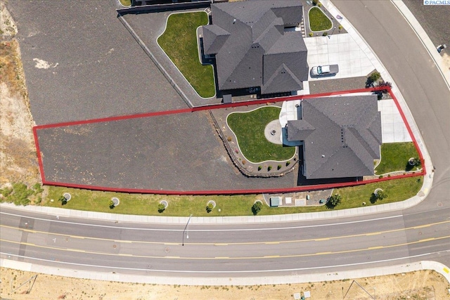 5770 W 40th Ave, Kennewick, WA 99338 - aerial view of property's location featuring property parcel outlined